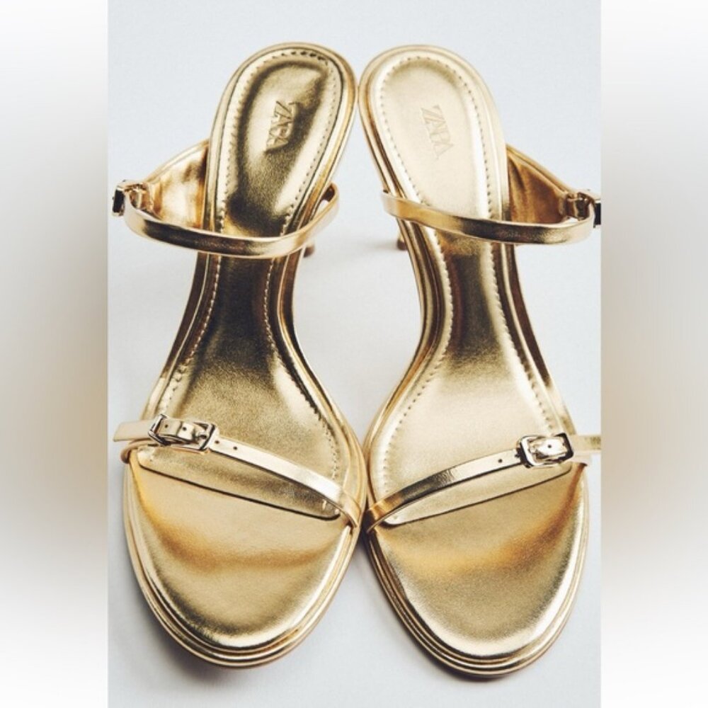 ZARA METALLIC BUCKLE HEELED SANDALS